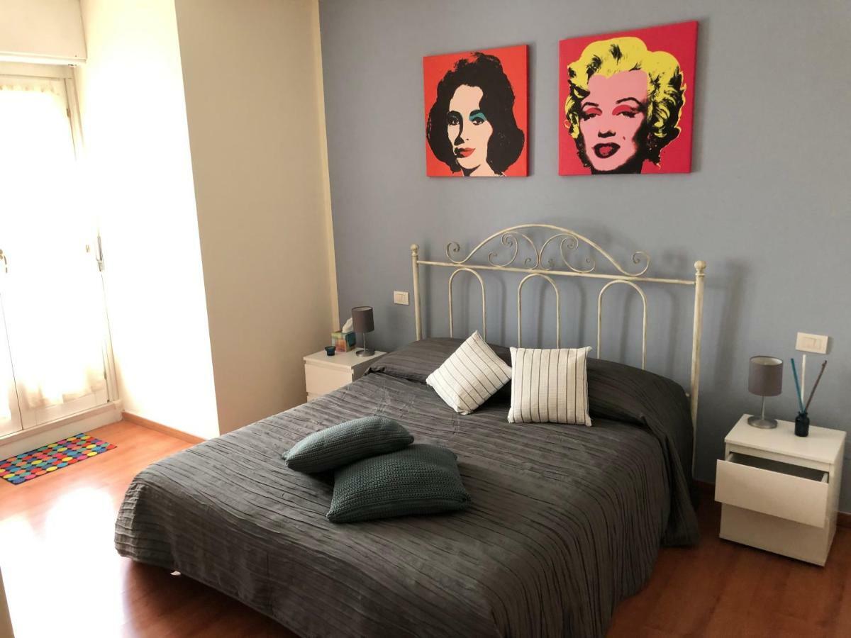 Irides Rooms A Un Passo Dai Parchi Divertimento Lazise Exteriör bild