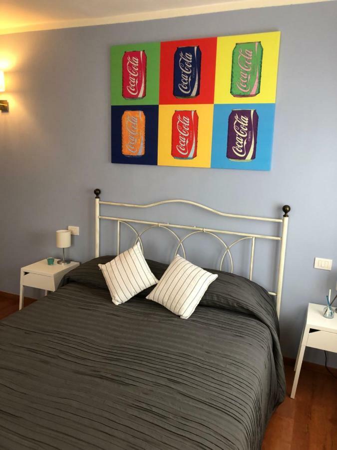 Irides Rooms A Un Passo Dai Parchi Divertimento Lazise Exteriör bild
